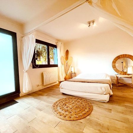 Superbe Appartement Boheme Dans Les Vignes Ним Екстериор снимка