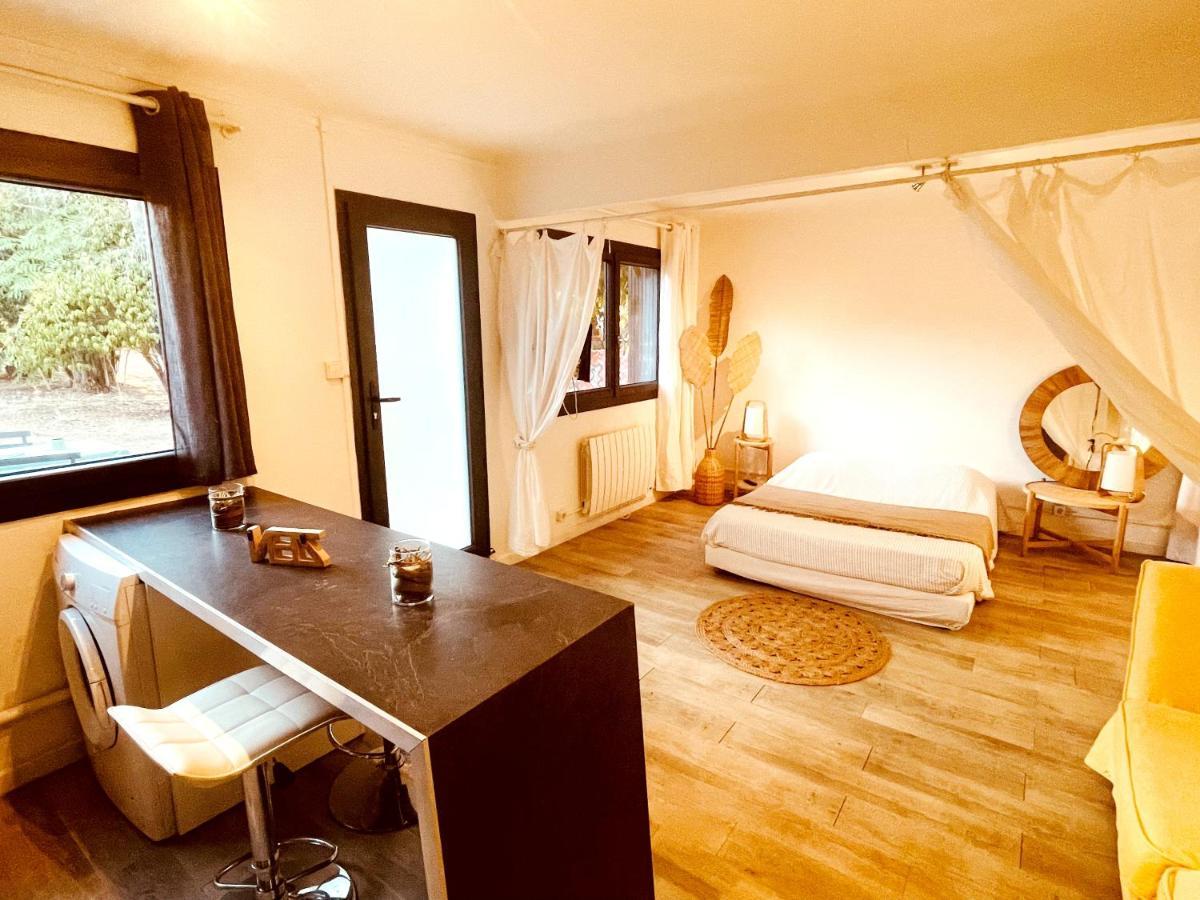Superbe Appartement Boheme Dans Les Vignes Ним Екстериор снимка