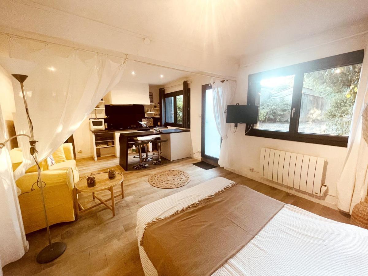 Superbe Appartement Boheme Dans Les Vignes Ним Екстериор снимка