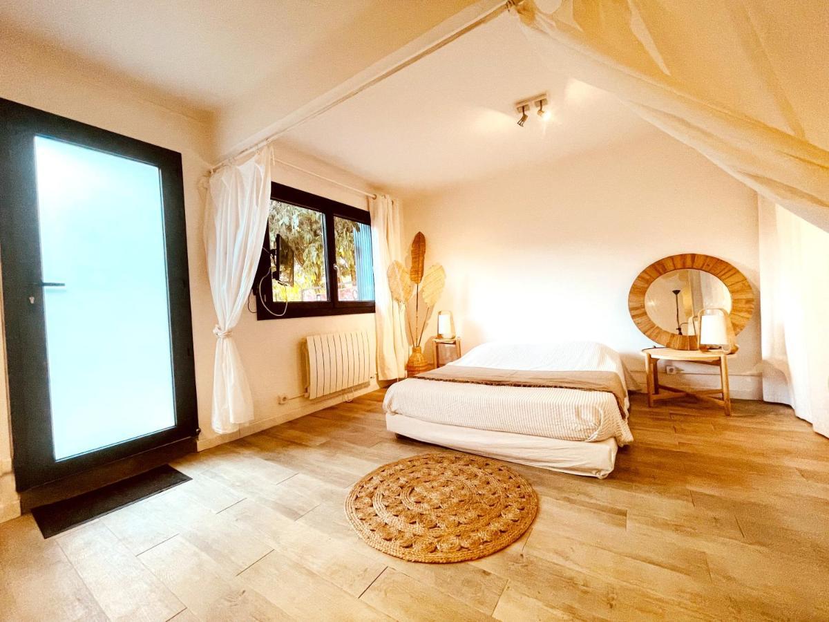 Superbe Appartement Boheme Dans Les Vignes Ним Екстериор снимка