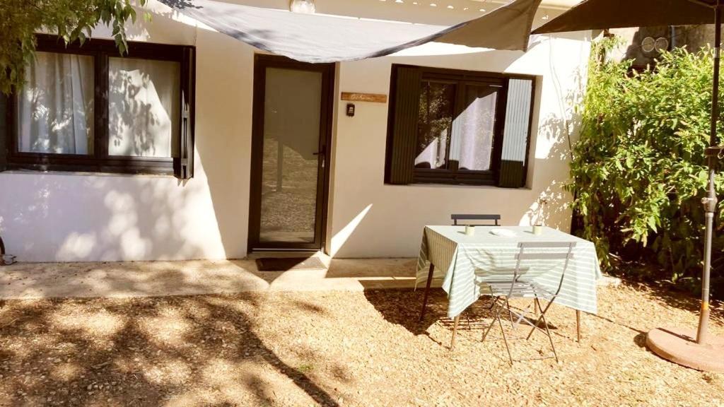 Superbe Appartement Boheme Dans Les Vignes Ним Екстериор снимка
